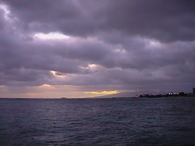 On the concrete catwalk at the Ourtigger Beach Hotel Hawaii, 360 pan 7: Hawaii Marina