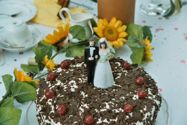 Hochzeitstorte, Standesamtliche Hochzeit