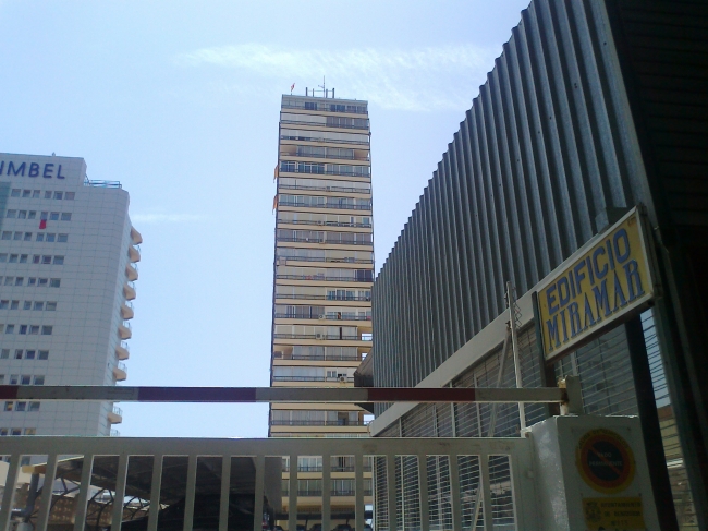 Edificio Miramar, Levante, 