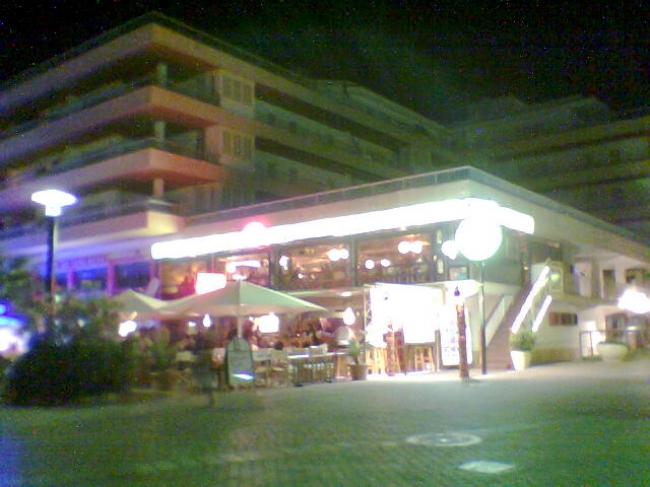 Bora Bora cocktail bar Cala Rajada, 