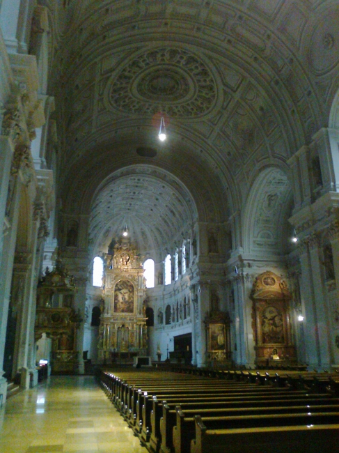 Kirche, 