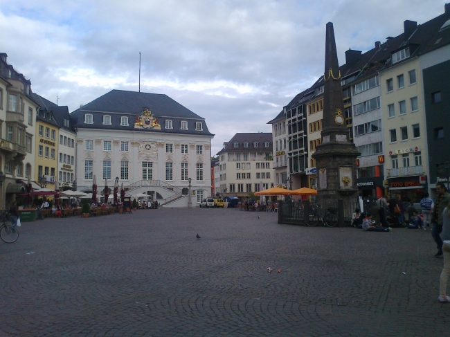 Rathausplatz in Bonn, 