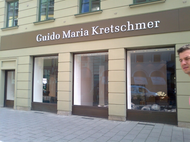 Guido Maria Kretschmer store, München, From Münster to Berlin and Munich... Mittlerweile weggezogen (wohin eigentlich?)