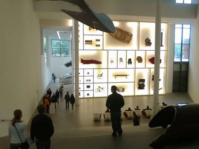 Pinakothek der Moderne, Design wall, some Luigi Colani, some others