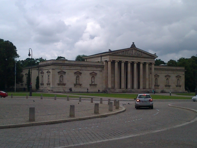 Glyptothek von der Seite, 