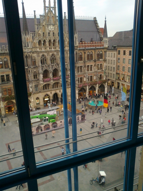 Marienplatz, as seen from the top, which is the World Coffe Cafe in Hugendubel