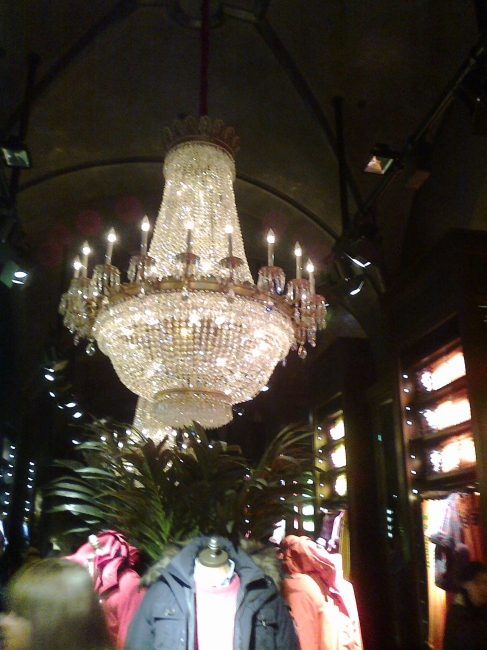 Abercrombie chandelier, in the new store on Sendlinger Straße