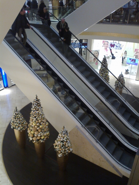 Escalators, Kö-Arcaden