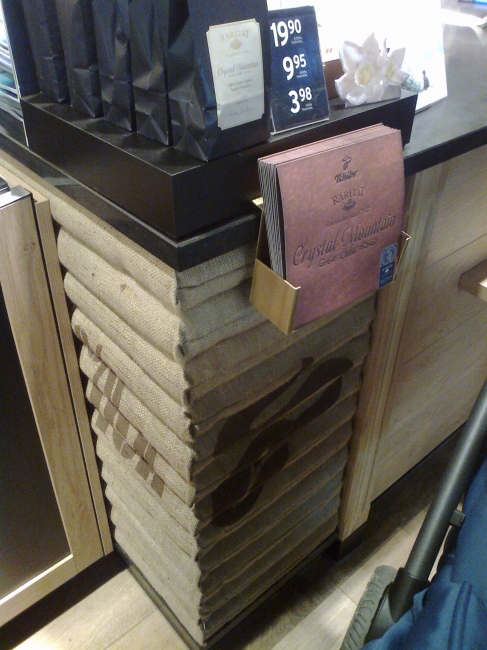 New Tchibo in-store design, Kaffeesäcke