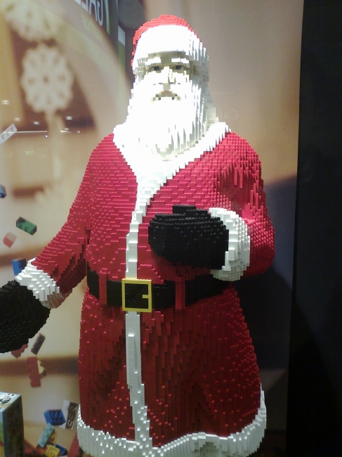 LEGo Santa Claus at Kaufhof CentrO, 
