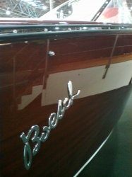 Boesch motorboat logo