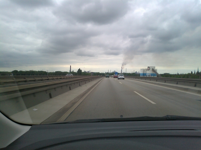 A59 horror near Duisburg, Elskes beton