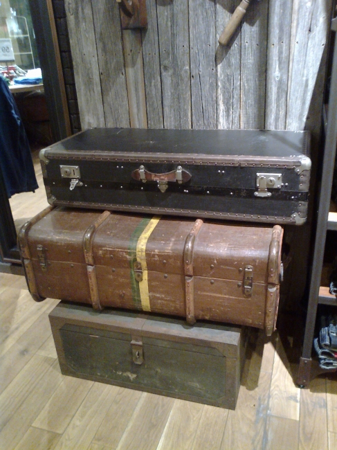 Luggage, in-store deco at s.Oliver, 