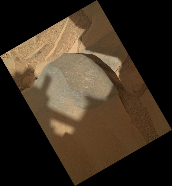 'Bathurst Inlet' Rock on Curiosity's Sol 54, Context View, NASA's Mars rover Curiosity held its Mars Hand Lens Imager (MAHLI) camera about 10.5 inches (27 centimeters) away from the top of a rock called "Bathurst Inl...