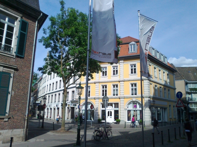 Schulstraße, corner of Maxhaus at Maxkirche, 