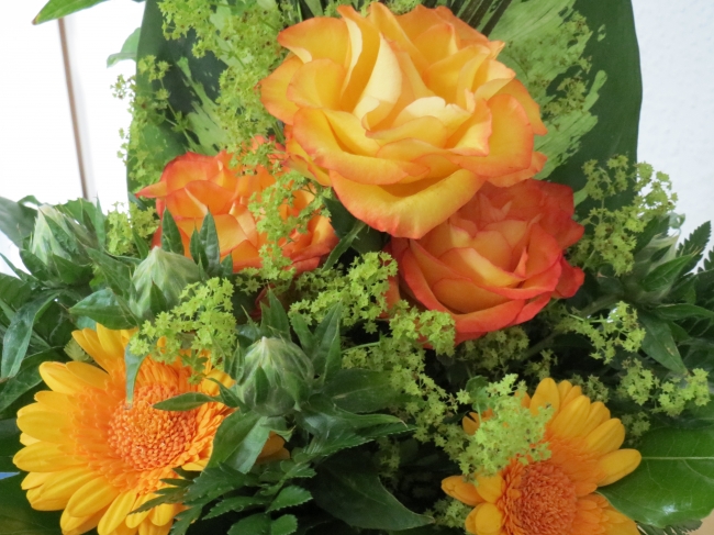 Bouquet nah, orange-gelb