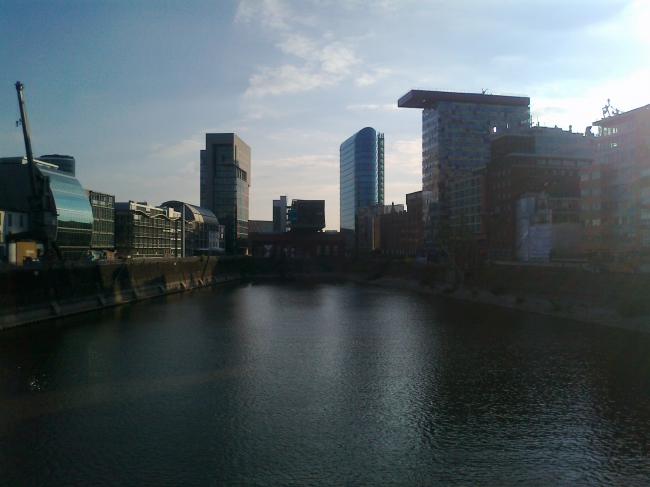 Looking East, @ medienhafen Düsseldorf