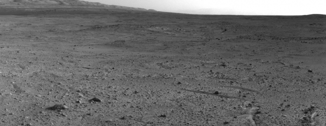 Curiosity's View from 'Panorama Point' to 'Waypoint 1' and Outcrop 'Darwin', NASA's Mars rover Curiosity captured this view using its Navigation Camera (Navcam) after reaching the top of a rise called "Panorama Point" with a drive dur...