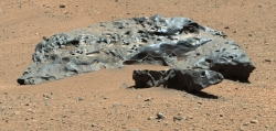 Curiosity Finds Iron M...