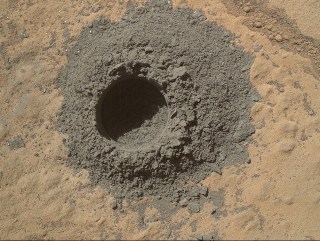 Preparatory Drilling Test on Martian Target 'Windjana', NASA's Curiosity Mars rover completed a shallow "mini drill" activity on April 29, 2014, as part of evaluating a rock target called "Windjana" for possible f...