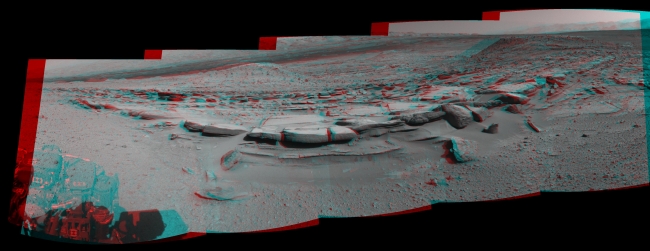 Panorama With Sandstone Outcrop Near 'The Kimberley' Waypoint (Stereo), Figure A Figure B Click on an individual image for full resolution figures image This 160-degree, stereo view from NASA's Curiosity Mars rover is centered so...