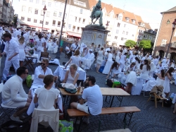 Diner en Blanc @ Düsse...