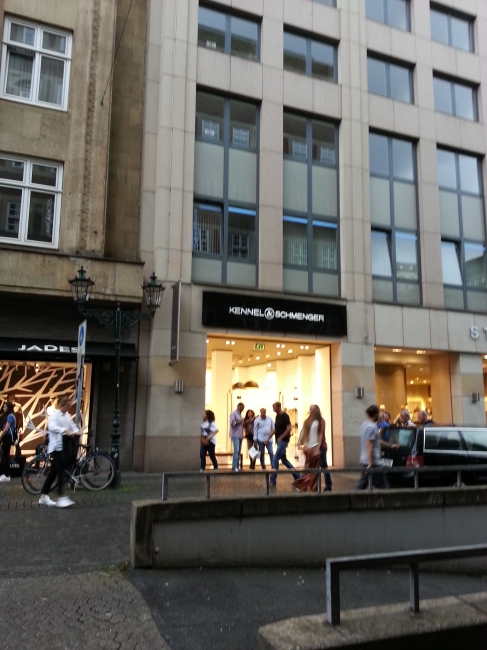 Kennel & Schmenger store Düsseldorf, 