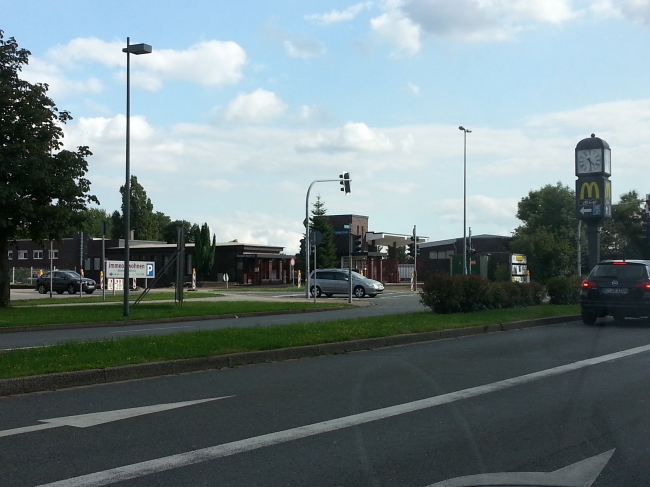 Essener Straße, am Centro, ex Zeppelin