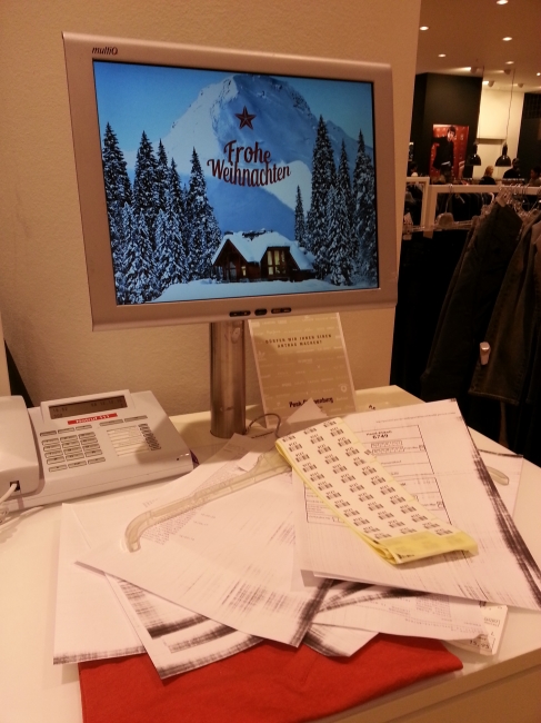 Mitarbeiter PC in P&C, inklusive Frohe Weihnachten Bilschirmschoner