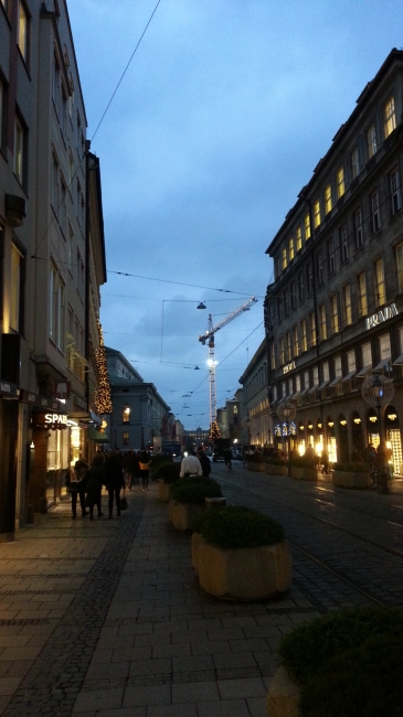 Ende Maximilanstrasse Ecke Theatinerstrasse, 