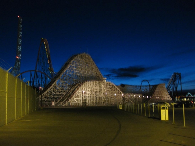 Giant wooden roller coaster, Magic Mountain, Six Flags