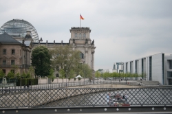 Reichstag und angrenze...