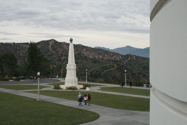 Looking back at the monument in front of Griffith Park Observatory, 