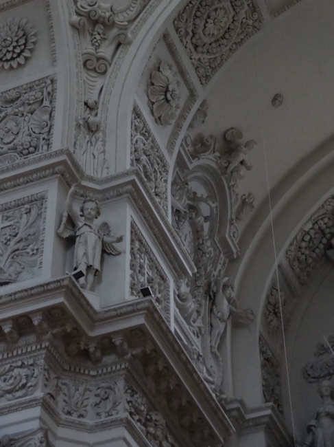 Säulendetails in der Theatinerkirche, 