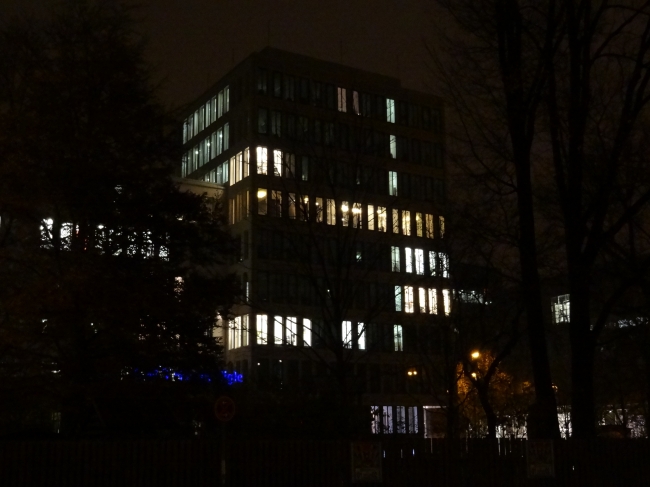 Nymphenburger Höfe, Fenster bei Nacht