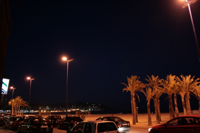 IMG_10021_Playa de Poniente.JPG, Nachts, La Cala Strand