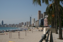 Brüstung und Strand im...