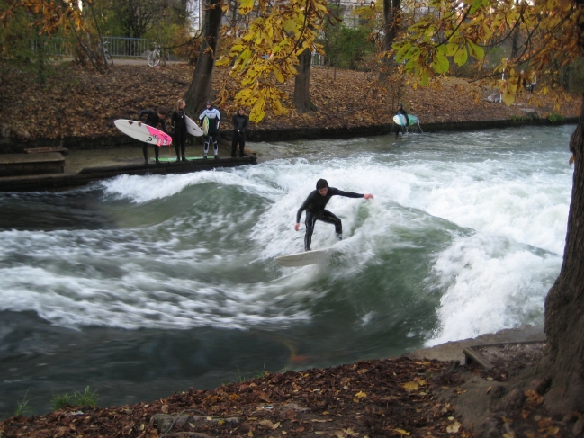 Surfer am Eisbach, 