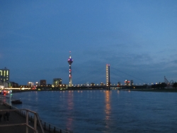 Düsseldorf Skyline 3