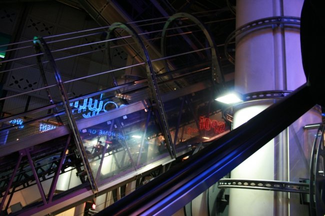 Trocadero Centre, futiristic escalators