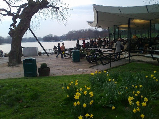 Hide Park Pavillion and lake, 