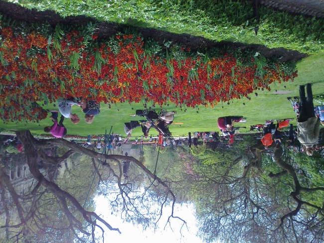 Embankment: park in front of Whitehall, 