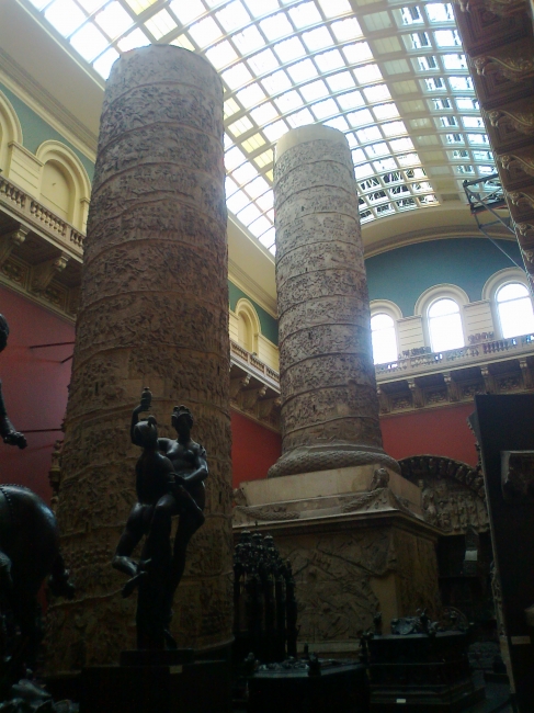 Columns at National History Museum, 