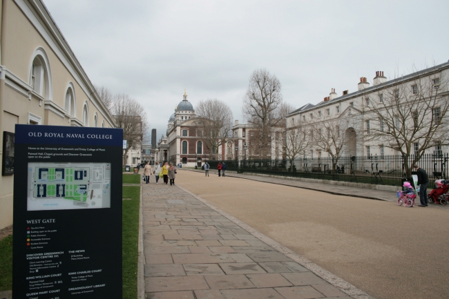 Naval Academy main street, "Old Royal Naval College", the very same street was used in numerous films, in one Harrison Ford was attacked by fictional Isish terrorists here