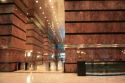 One Canada Square lobby