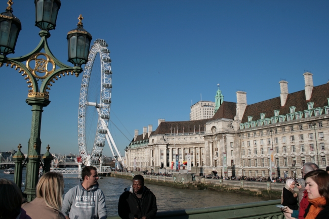 London Eye, as seen from Westminster bridge, 