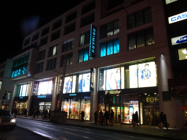 Primark Düsseldorf, Shadowstrasse