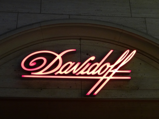 Davidoff, Schriftzug