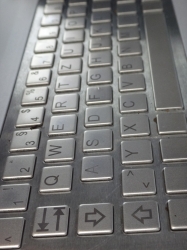 QWERTZ metal keyboard