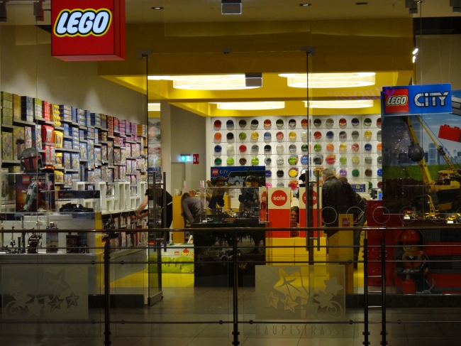 LEGO store, decorated with Star Wars paraphernalia